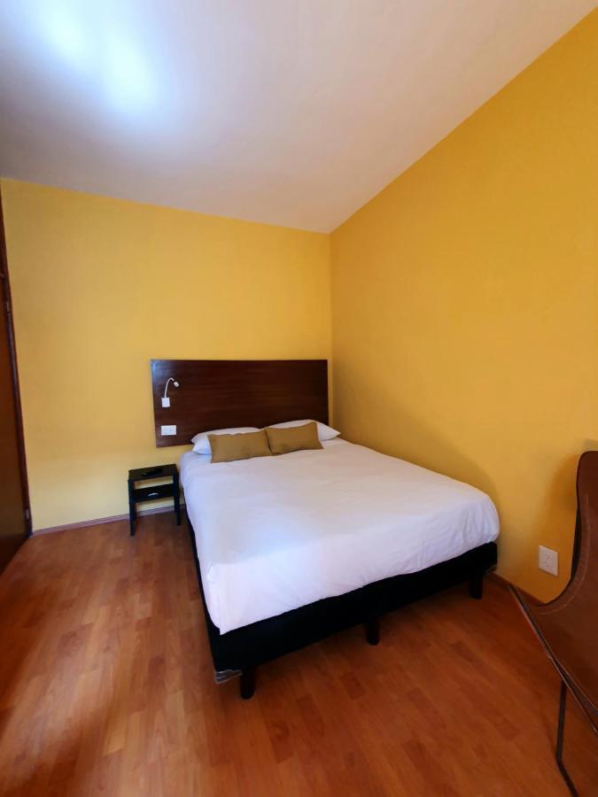Lindas Suites Eugenio Sue Мексико Сити Екстериор снимка